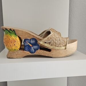 Summer Wooden Wedges